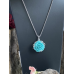 Roos met ketting/koraal/kunststof