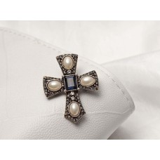 Broche versierd met parels en Stras blauw